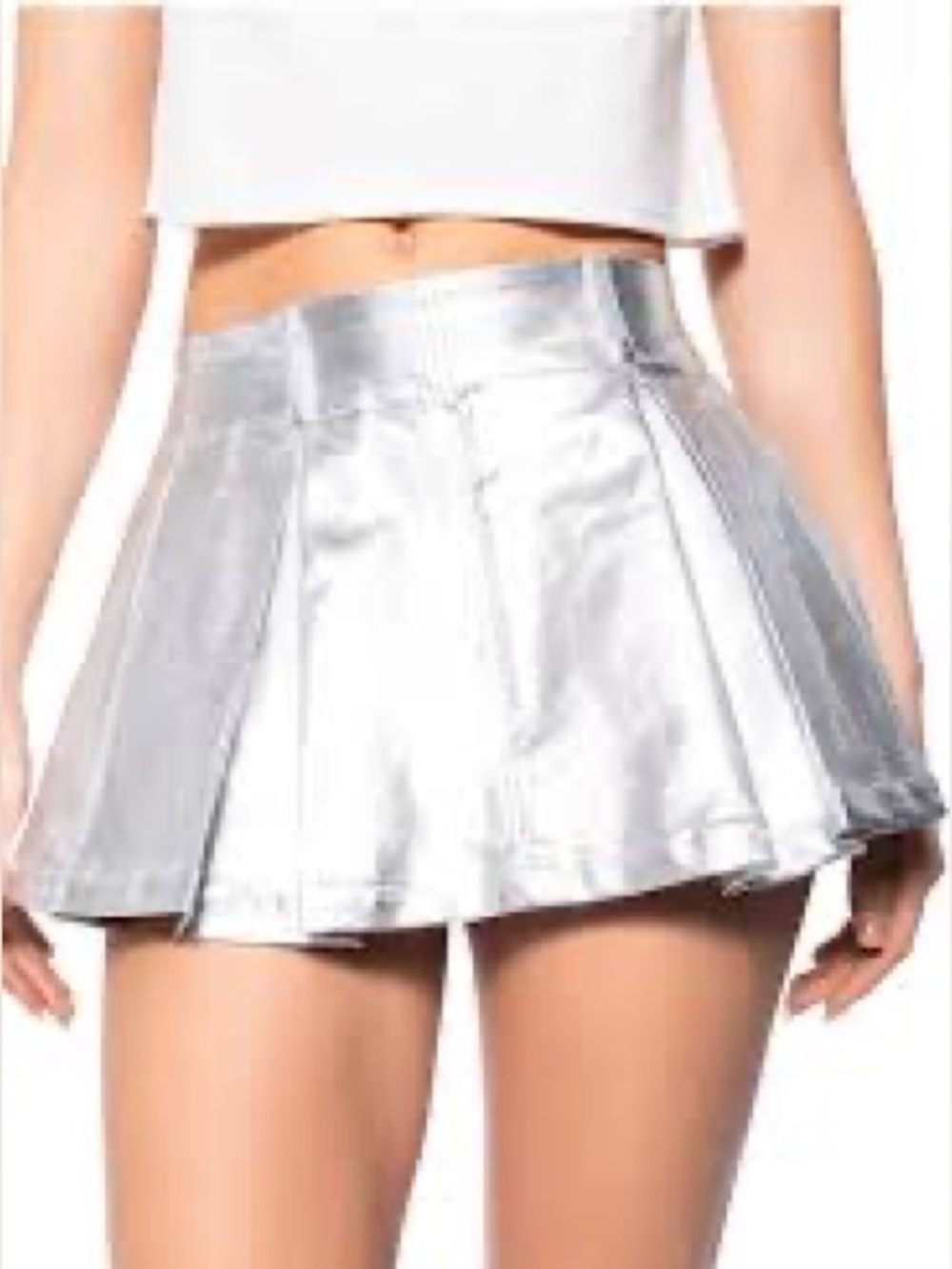 AKIRA Metallic Silver Pleated Mini Skirt